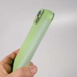 Fourre iPhone 15 Pro Max - Flip silicone souple avec surface lisse et mate - Vert