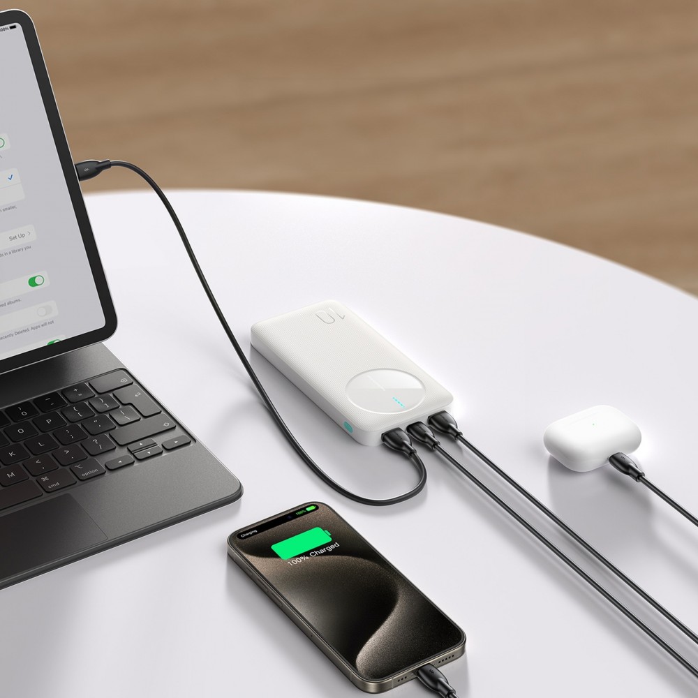 Joyroom 3 in 1 Powerbank mit 10000mAh Kapazit&auml;t clean Design 2x USB-A 2.4 & 1x USB-C (In+Out) - Weiss