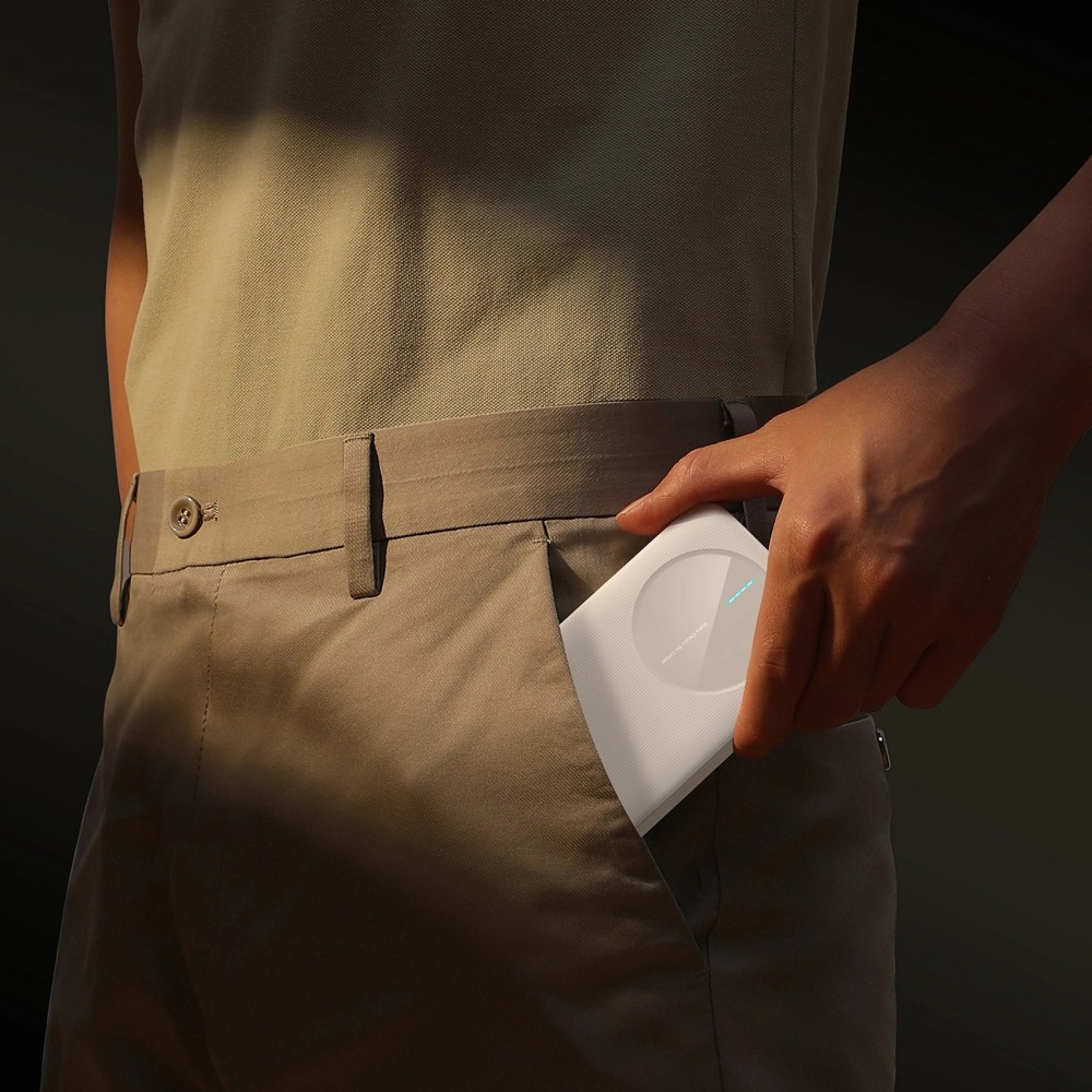 Joyroom 3 in 1 Powerbank mit 10000mAh Kapazit&auml;t clean Design 2x USB-A 2.4 & 1x USB-C (In+Out) - Weiss