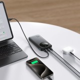 Joyroom Powerbank 3 en 1 avec capacit&eacute; de 10000mAh clean Design 2x USB-A 2.4 & 1x USB-C (In+Out) - Noir