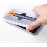 Pack de 2 vitres de protection Spigen Glas.tR EZ Fit avec système d'installation facile - iPhone 13 / 13 Pro / 14 / 16e