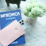 Portefeuille elégante universel pour smartphone luxueux en look cuir de crocodile avec lanière de cou - Rose