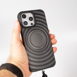 Coque iPhone 16 Pro Max - Silicone Soft Touch MagSafe avec vagues et lani&egrave;re - Noir
