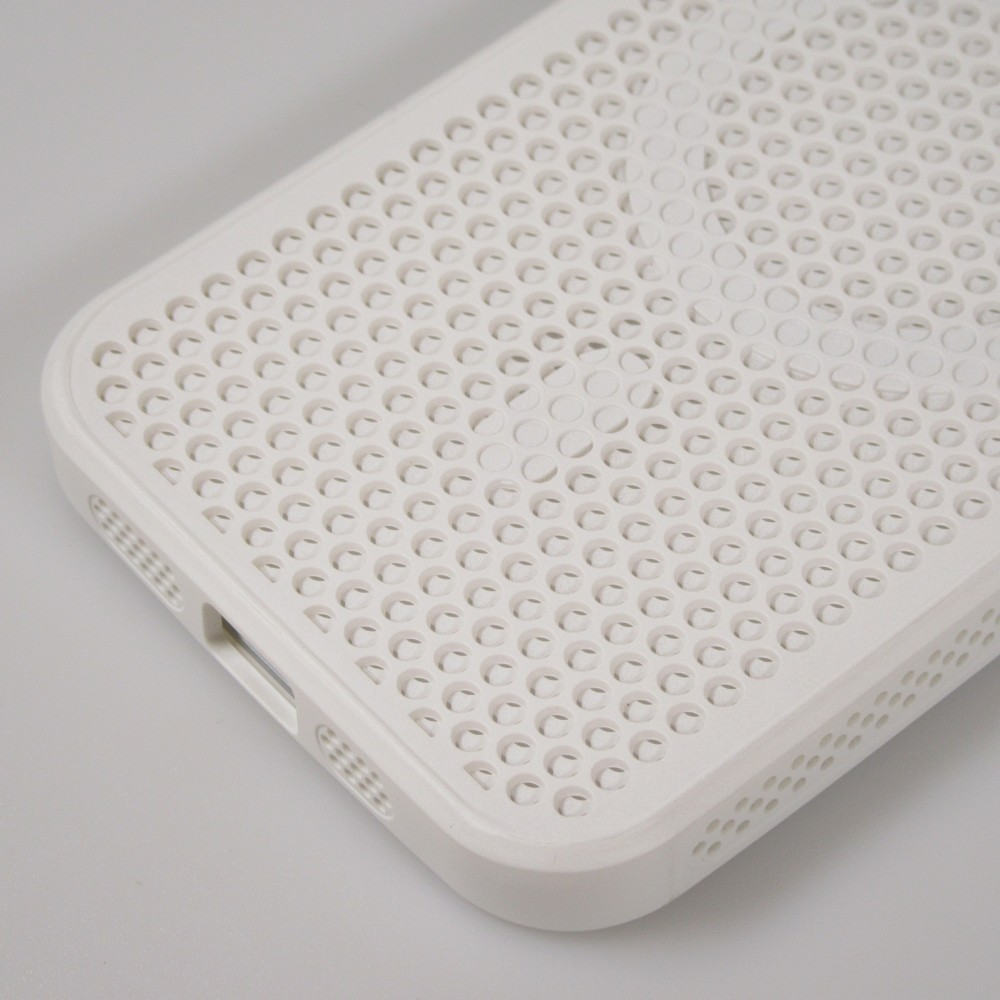 Coque iPhone 15 Pro Max - Ultra-légère et aérée avec look grille compatible MagSafe - Blanc