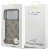 Coque iPhone 17 Pro - Guess 4G charm protection élégante design raffiné accessoire tendance - Brun