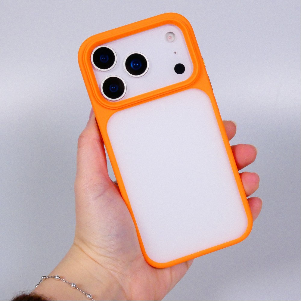 Coque iPhone 17 Pro - SiliconeEdge antichoc avec renfort silicone boutons m&eacute;tal et protection de batterie - Orange