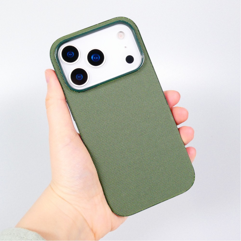 iPhone 17 Pro Max Case Hülle - MagSafe-kompatibles Premium-Technikgewebe mit eleganter Schutzhülle - Grün