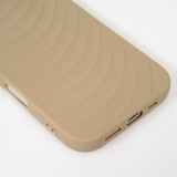 Coque iPhone 17 - Relief ondulé en silicone souple style original et minimaliste - Brun