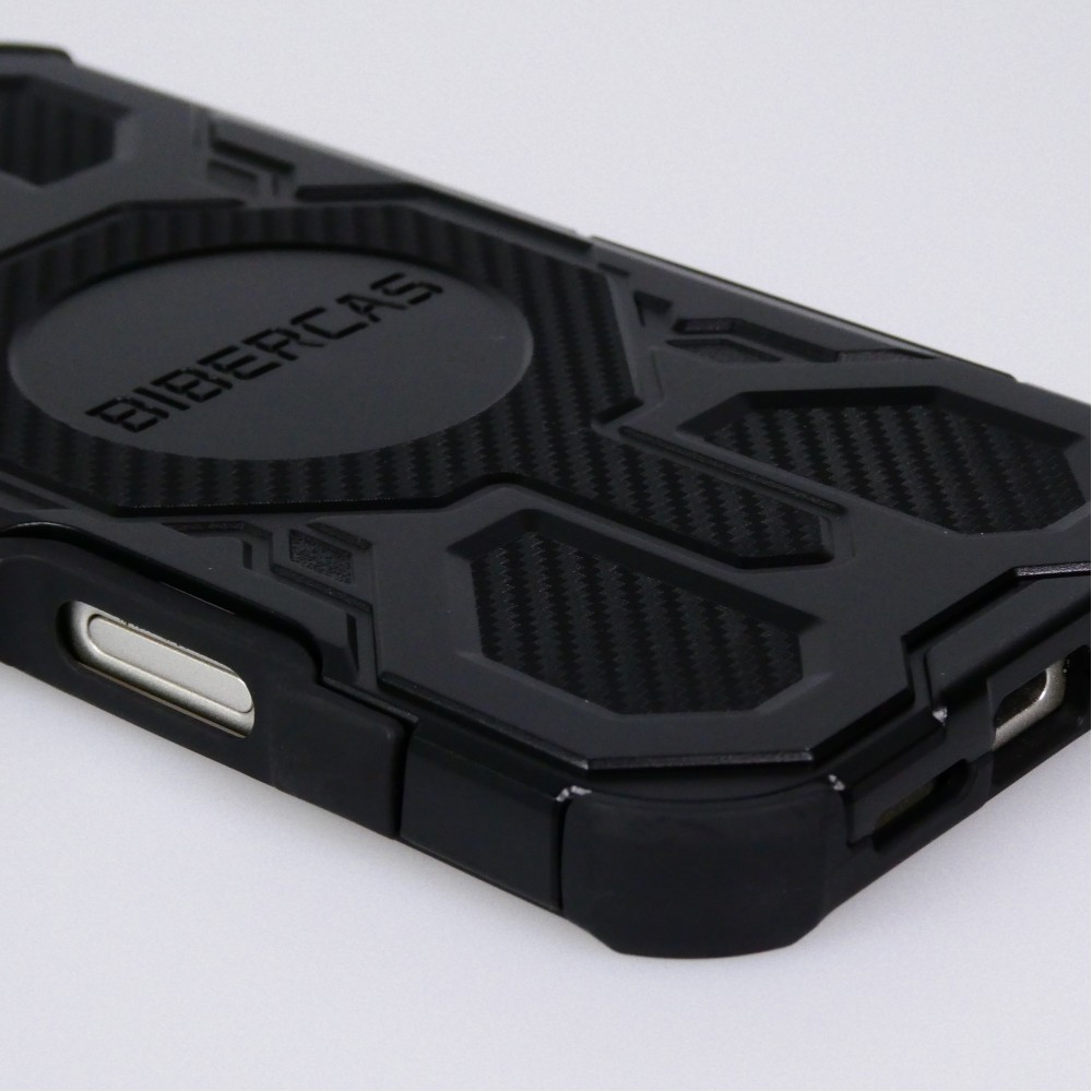 Coque iPhone 17 - Style blind&eacute; Bibercas protection militaire ultra r&eacute;sistante confort maximal et MagSafe - Noir