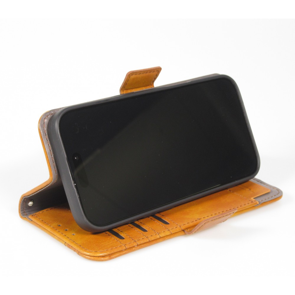 Etui cuir iPhone 17 - Flip Wallet en cuir véritable avec stripe design et compartiment à cartes - Brun clair