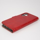 Etui cuir iPhone 17 - Flip Wallet en cuir véritable avec stripe design et compartiment à cartes - Rouge