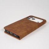 Etui cuir iPhone 17 Pro - Flip Wallet vintage avec fermeture aimantée et compartiment cartes - Brun