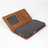 Etui cuir iPhone 17 Pro - Flip Wallet vintage avec fermeture aimantée et compartiment cartes - Brun