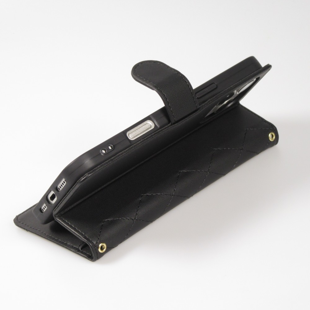 Fourre iPhone 16 Pro Max - Flip matelass&eacute; &eacute;l&eacute;gant avec fermeture magn&eacute;tique et lani&egrave;re et emplacements pour cartes - Noir