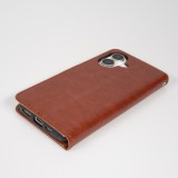 Fourre iPhone 17 - Premium Flip cuir lisse porte-cartes - Brun