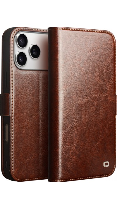 iPhone 17 Pro Case Hülle - Flip Qialino Echtleder mit magnetischem Verschluss - Braun