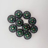 Mini boussole de poche portable &agrave; huile l&eacute;g&egrave;re pr&eacute;cise et id&eacute;ale pour activit&eacute;s en plein air - Noir