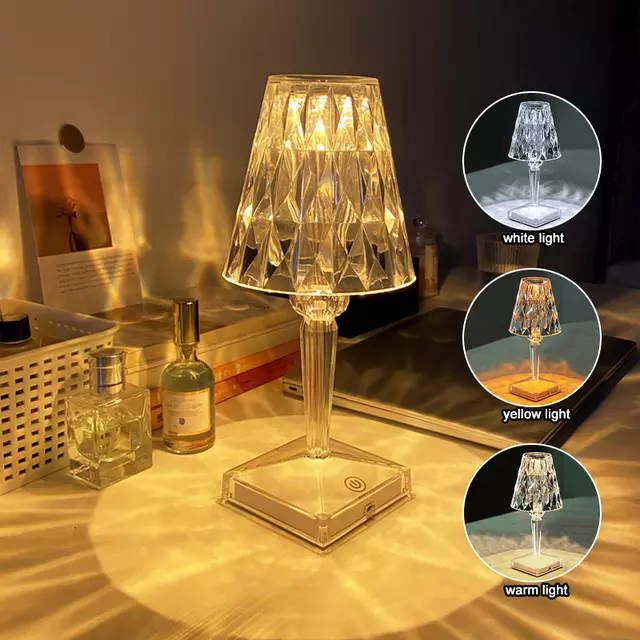 Lampe de chevet/table design transparente tactile style diamants/cristal et LED multicolores sans fil
